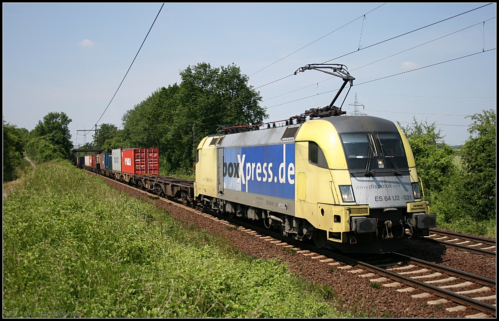 boxXpress ES 64 U2-031 / 182 531-4 fuhr mit einem Containerzug am 24.06.2010 durch Lehrte-Ahlten