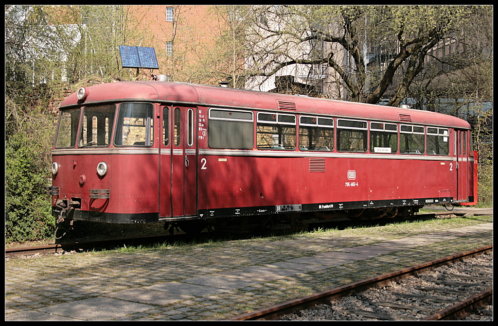 DB 795 465-4 auf dem Freigelände am Lokschuppen abgestellt (Deutsches Technikmuseum Berlin 18.04.2010)