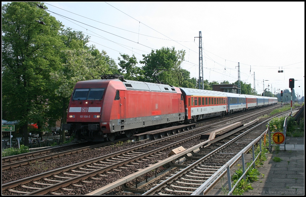DB Fernverkehr 101 106-3 und dem IC378  Carl Maria von Weber  nach Ostseebad Binz (gesehen Berlin Karow 21.05.2011)