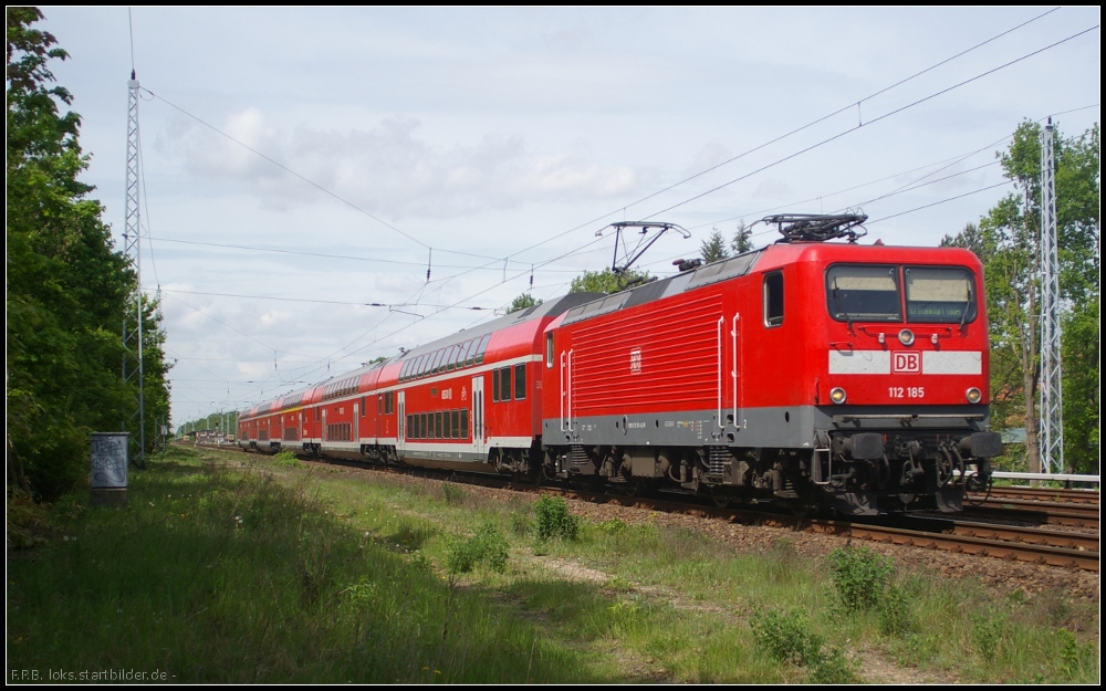DB Regio 112 185 mit RE1 nach Frankfurt (Oder) am 10.05.2012 in Berlin-Friedrichshagen