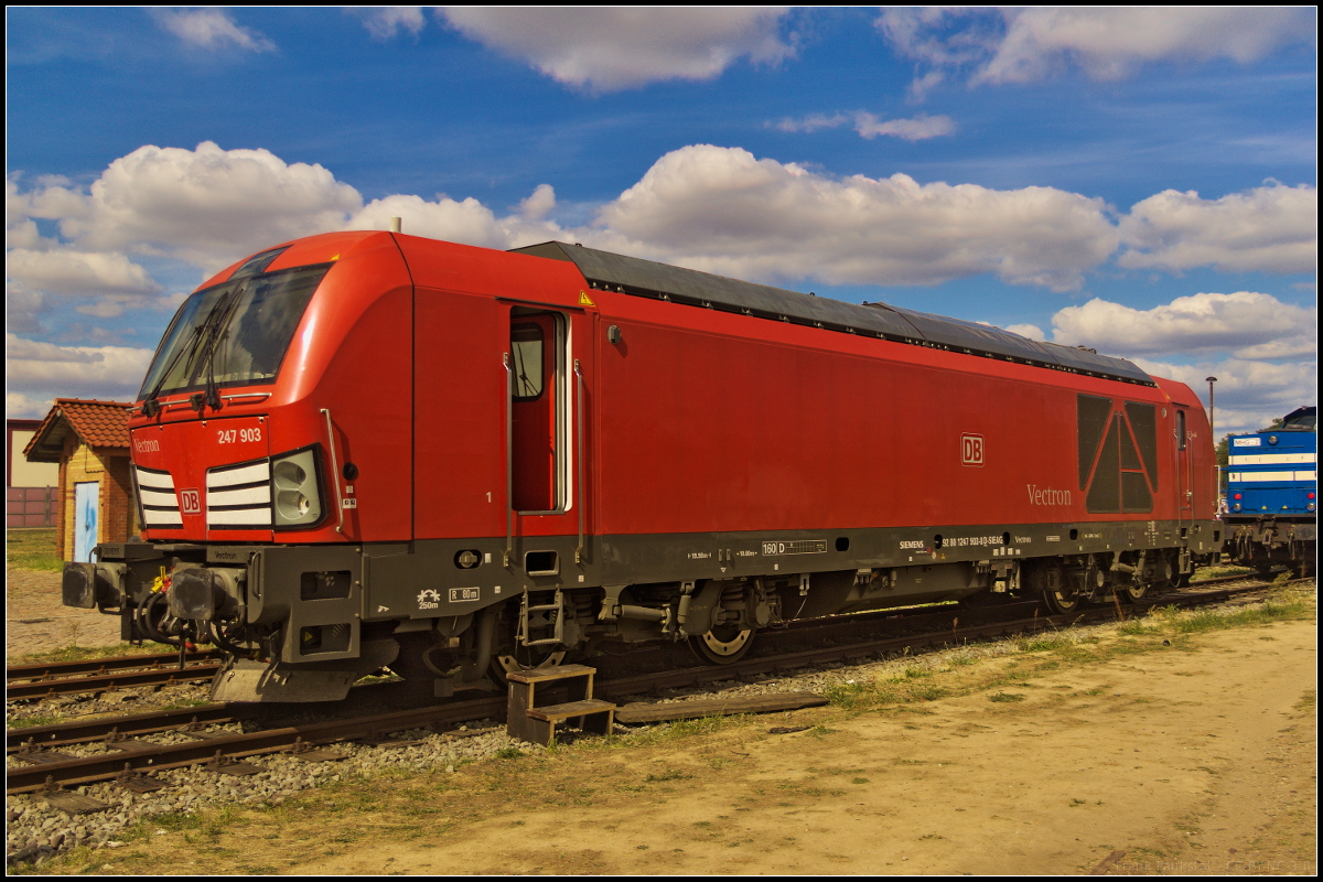 DB Cargo 247 903-8 war am 08.09.2018 ebenfalls zu Gast beim Familienfest 2018 der Magdeburger Eisenbahnfreunde e.V. am Magdeburger Wissenschaftshafen.
