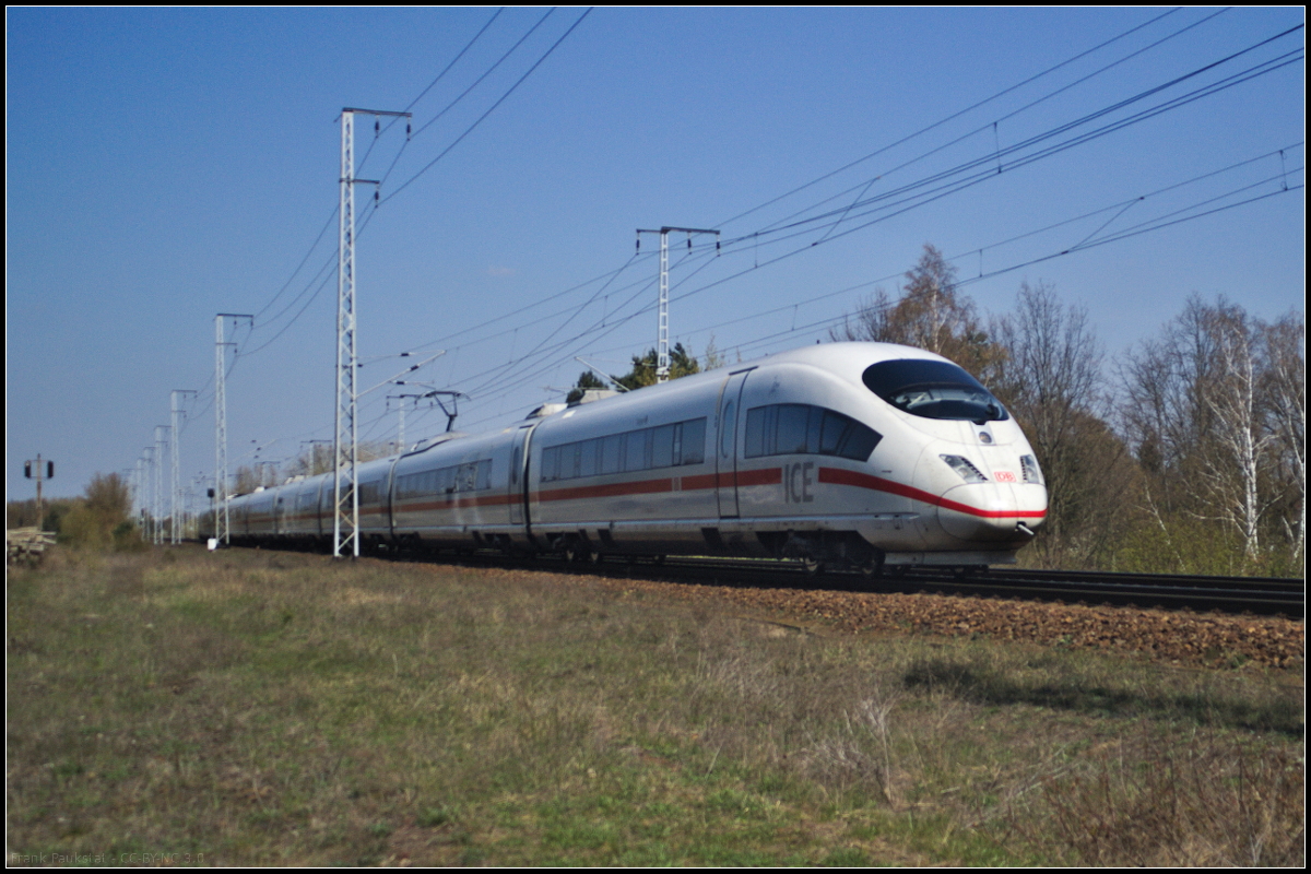 DB Fernverkehr Tz 327 / 403 027 'Siegen' fuhr auf Leerfahrt am 16.04.2019 durch die Berliner Wuhlheide.