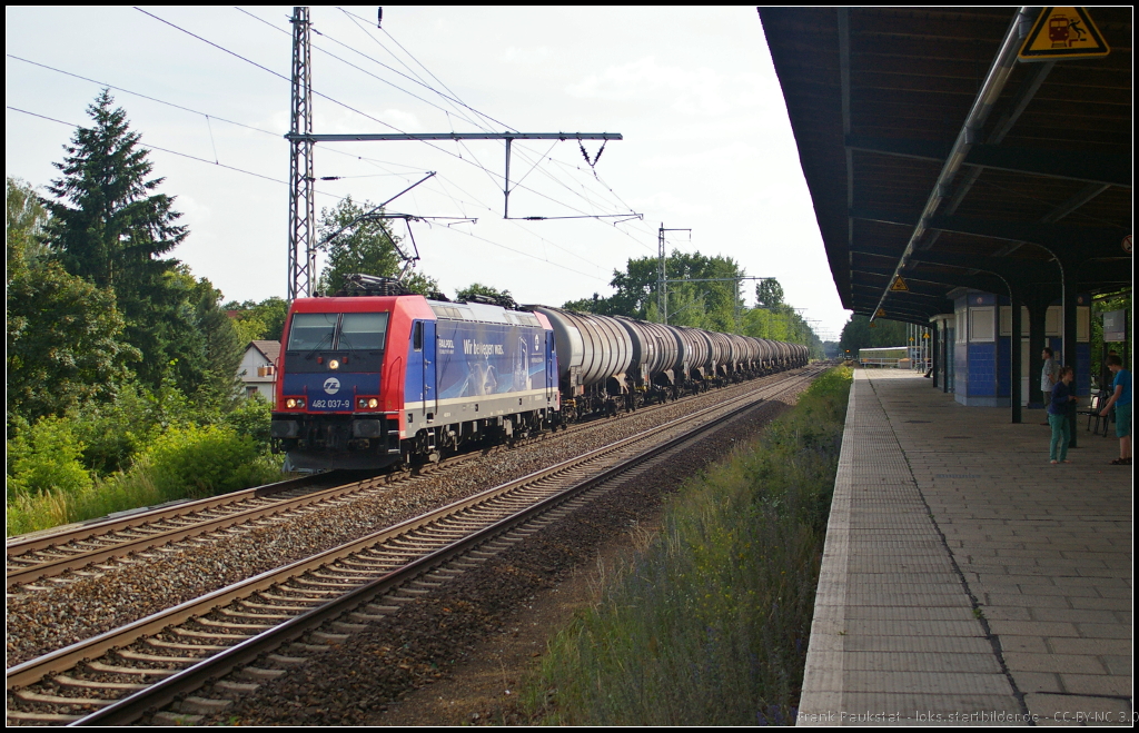 InfraLeuna 482 037 am 16.06.2014 mit einem Kesselwagen-Zug durch Panketal-Röntgental