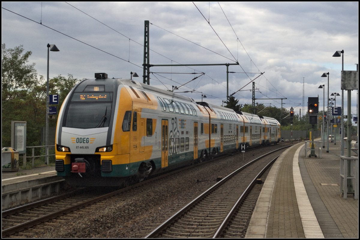 ODEG ET 445.105 / 445 105-0 kam am 25.08.2018 als RE2 Wittenberge in den Endbahnhof eingefahren um kurz darauf als RE2 nach Ludwigslust zu fahren.