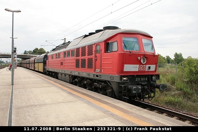 Railion 233 321-9 mit dem PKP-Kohlezug (ex 232 321-0, gesichtet Berlin Staaken, 11.07.2008).