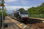 Einer der neuesten Nutzer der MRCE-Loks der Baureihe 189 ist die Firma European Railway Carrier aus Warschau, die etwa 189 805 trgt, die mit einem leeren Containerzug am 28.08.2020 durch Erkner in