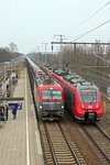 193 503 von PKP Cargo, die auch die polnische Nummer 5 370 015 trägt, durchfährt am 11.03.16 Berlin-Karlshorst und begegnet dabei 442 331 auf dem Weg nach Wünsdorf-Waldstadt.