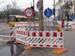 Baustelle Treskowallee / Wandlitzstra�e in Berlin. Das Radfahren auf der ...