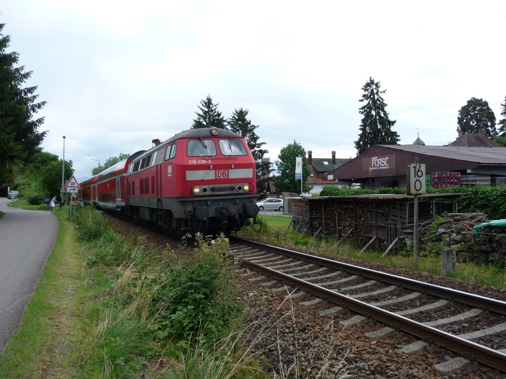 Am 10.07.2009 verl�sst 218 438 den Bahnhof Nonnenhorn und damit den Freistatt Bayern. Ziel des Zuges ist Ulm.