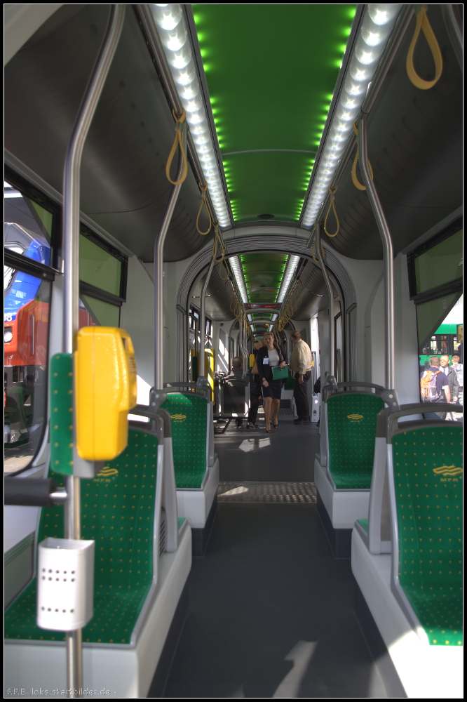 Inneneinrichtung des Solaris Tramino fr MPK Poznan. Zu sehen auf der InnoTrans 2012 in Berlin