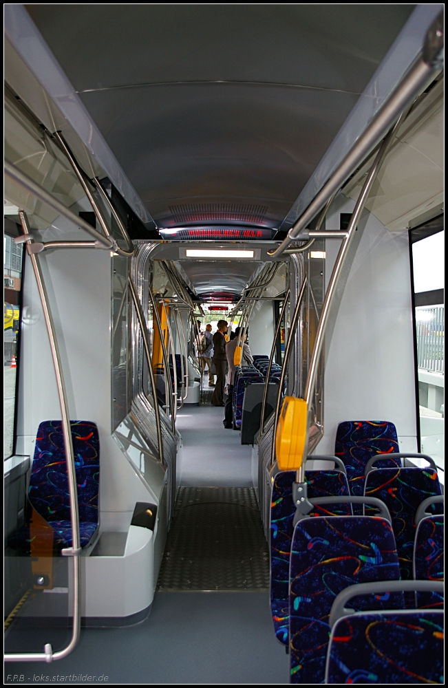 Innenraum des Skoda TRAMCAR FORCITY (INNOTRANS 2010 Berlin 21.09.2010)