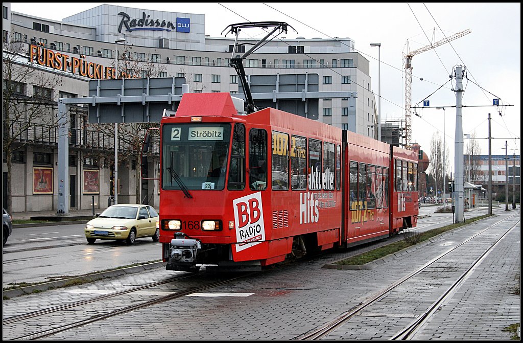 Tw 168, Typ Tatra KTNf6, auf der Linie 2 nach Strbitz (Cottbusverkehr GmbH, Cottbus Hauptbahnhof 28.12.2009)