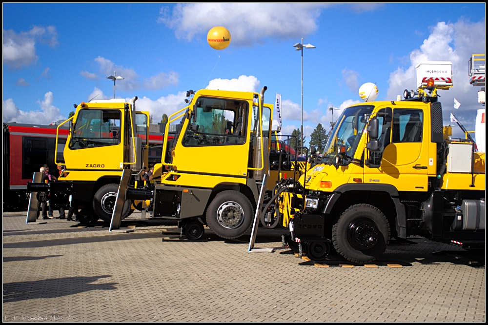 Zweiwegefahrzeuge des Herstellers ZAGRO aus Deutschland auf der InnoTrans 2012 in Berlin