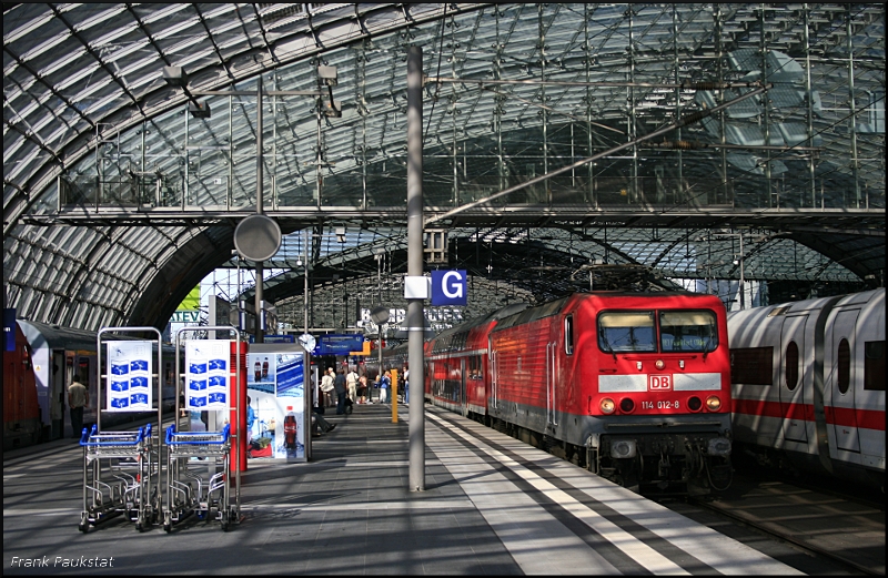 DB Regio 114 012-8 mit dem RE1 Frankfurt/Oder am 08.08.2009 in Berlin Hauptbahnhof