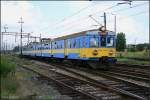 PKP EN57-1358rb erreicht gleich den Endbahnhof um dann zurch nach Szczecn Gr zu fahren. Der Mittelwagen treibt den Zug an (Kostrzyn, 06.08.2009)