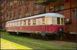 DR 195 603-6 / VS 145 014 Bwiq in Magdeburg Neustadt, 10.05.2015
<br><br>
Der Steuerwagen wurde 1934 bei WUMAG in Görlitz gebaut und an die DR ausgeliefert. Bis 1977 war der VS in Halberstadt stationiert. Die Ausmusterung erfolgte 1979. Das Fahrzeug befindet sich im Besitz der Magdeburger Eisenbahnfreunde und war auf dem Familienfest am Hafen zu sehen.