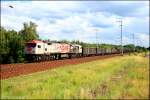 OHE 330090 mit leeren polnischen Eaos-Wagen (NVR-Nummer: 92 80 1250 008-0 D-OHE, gebaut 2004 von Bombardier, 2460 kW Leistung, gesichtet Berlin Wuhlheide 20.06.2009).