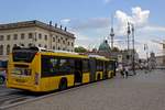 Rckansicht des Wagens 4502. Der Motor der Scania Citywide-Busse ist stehend im Heck untergebracht, wodurch der Boden bis zur letzten Sitzreihe ohne grere Rampen auskommt. Durch die dadurch fehlende Heckscheibe wirken diese Busse von hinten etwas gewhnungsbedrftig.