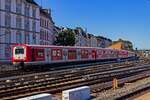 Im Jahr 2020 kamen die letzten Hamburger S-Bahn-Z�ge der Baureihe 472 noch auf der HVZ-Linie S11 zum Einsatz.