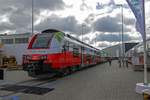 Siemens zeigte auf der Innotrans unter anderem einen als Hybrid-Triebzug ausger�steten Desiro-ML der �BB.