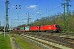 Im G�terverkehr kommen Lokomotiven der �BB regelm��ig bis ins Ruhrgebiet.