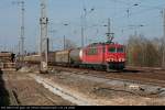 DB Schenker 155 083-9 mit gemischtem Gterzug in Wustermark-Priort am 01.04.2009