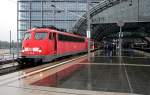 DB 110 410-8 mit DZ 2640 aus Basel Bad Bf (DB Regio AG - RL Hessen, gesehen Berlin Hauptbahnhof 16.05.2009).