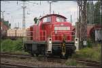 294 607-7 (ohne Logo/Beschriftung) auf Rangierfahrt im Kombiwerk Magdeburg (gesehen Magdeburg Eichenweiler 17.09.2010)