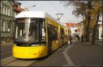 Zu Testzwecken ist Tw 4001 der BVG bei der Strausberger Eisenbahn.