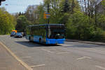 Wagen 0913 der WSW war am 20.04. für die Linie 638 eingeteilt und wird sich gleich durch Heckinghauser Nebenstraßen zur Konradswüste hinaufschlängeln.