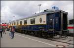 SNCF Bar-Car 4148 sorgt zwischen den neuen bzw.