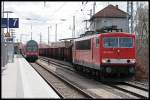 DB 155 139-9 holt einen Schwung Eanos-Wagen ab (Hennigsdorf b.