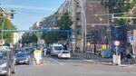 Wegen der Erweiterung der A100 bis zum Treptower Park hat man jetzt den Radverkehr in einem Abschnitt des Markgrafendamms verboten. Im Hintergrund sieht man noch das (fast nie beachtete) Verbot, Radfahrer dort zu überholen. Eine Umleitung ist ni ...